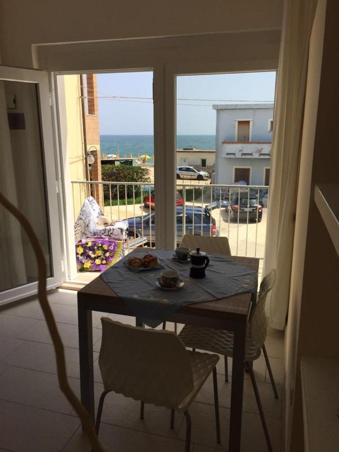 Virgola Zero Holiday Beach Apartment Porto Potenza Picena Exterior foto